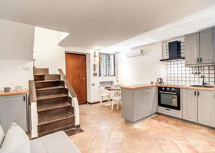 Link Campus Apartment Rom